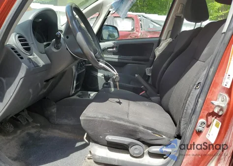 2011 Suzuki Sx4 из США, поврежденный, VIN JS2YB5A35B6303042